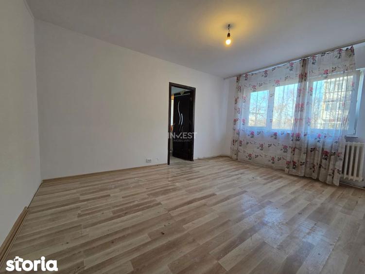 Apartament cu 3 camere în Mircea cel Bătrân