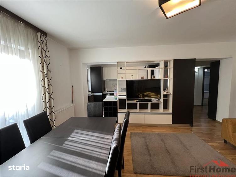 Apartament cu 3 camere, mobilat în Central