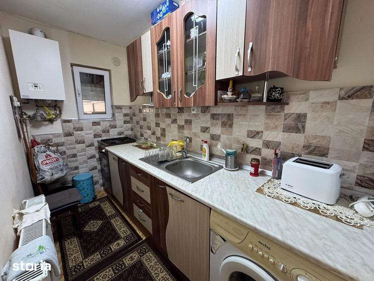 Casă cu 2 camere decomandat cu Teren 200 Mp în Tilișca