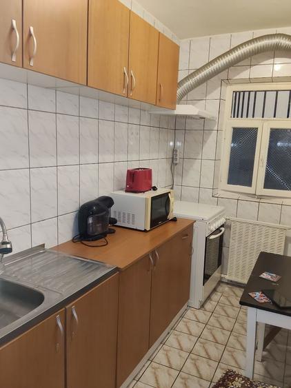 Garsonieră decomandată în Moșilor