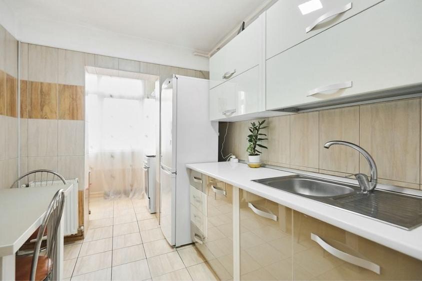 Apartament cu 2 camere decomandat în Central