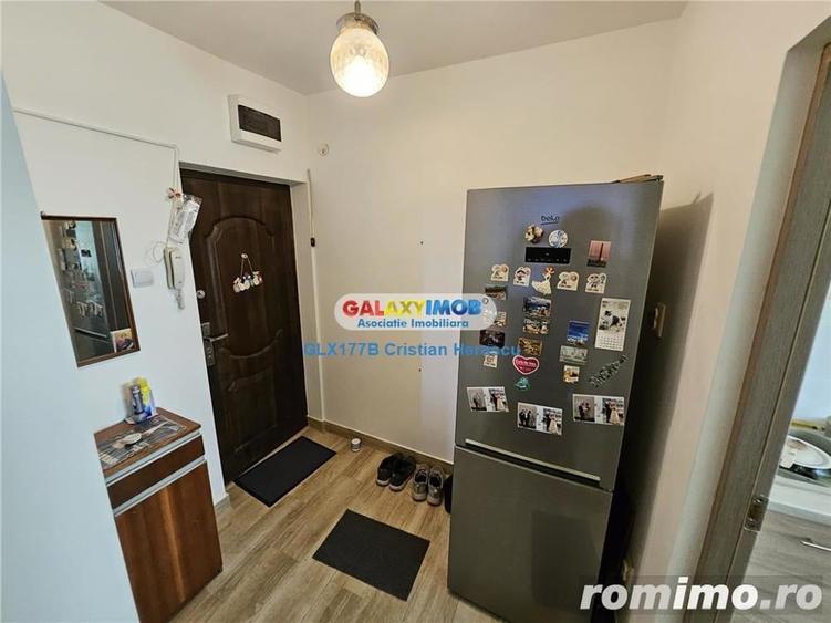 Apartament 3 camere Ion Mihalache 333 Bloc 17 - 16