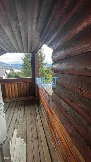 Casă cu 4 camere în Colibița
