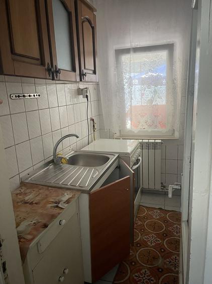 Casă cu Teren 200 Mp în Central
