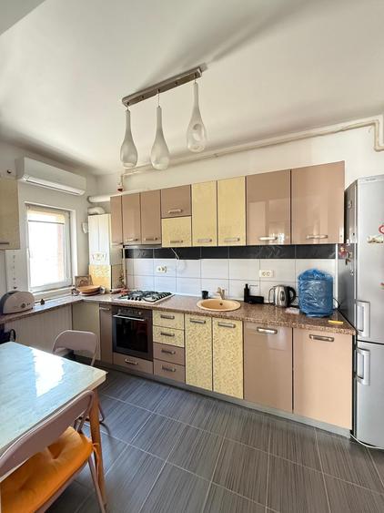 Apartament cu 2 camere decomandat în Militari