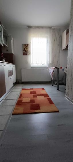 Apartament cu 2 camere decomandat în Tudor