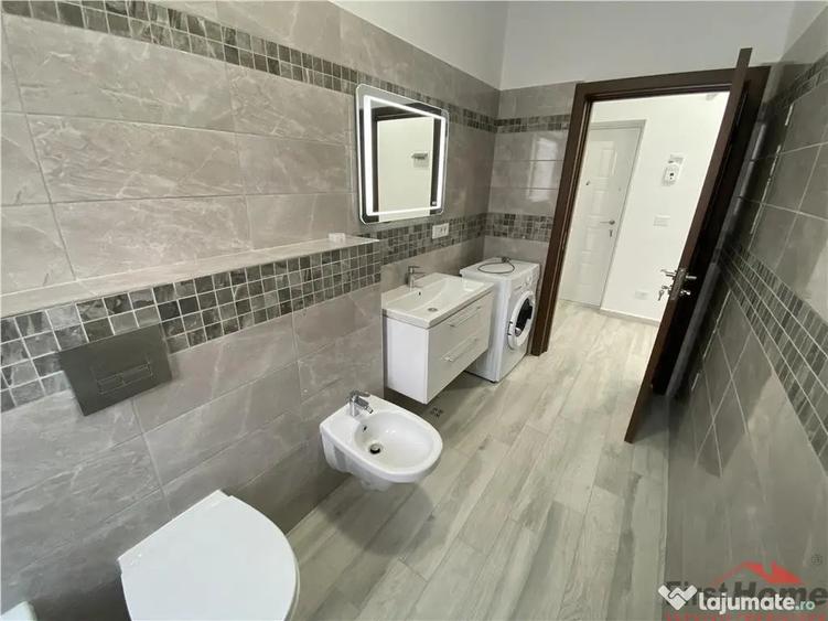 Apartament cu 3 camere decomandat, mobilat în Ultracentral