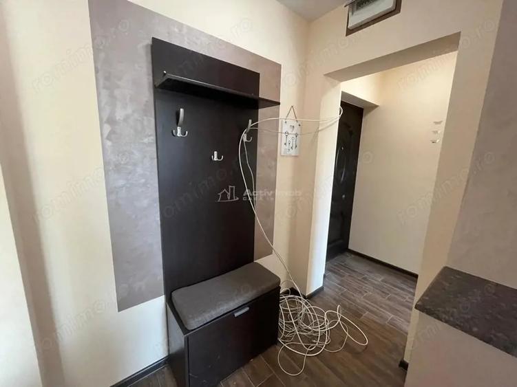 Apartament cu 4 camere semidecomandat, mobilat în Lugoj