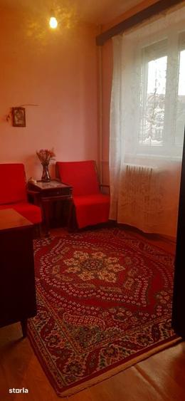 Apartament cu 3 camere în Rogerius