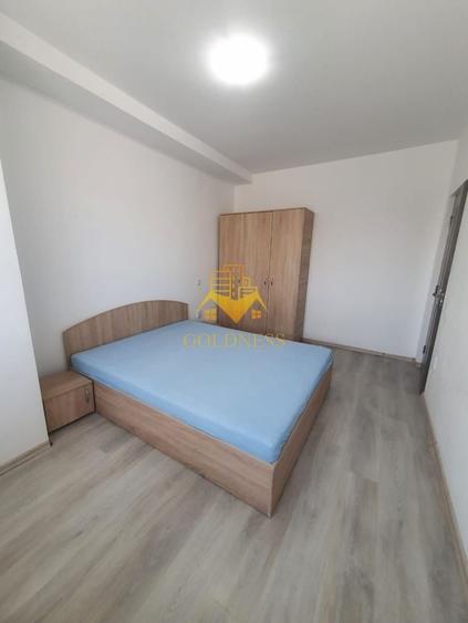 Apartament cu 3 camere semidecomandat, mobilat în Iris