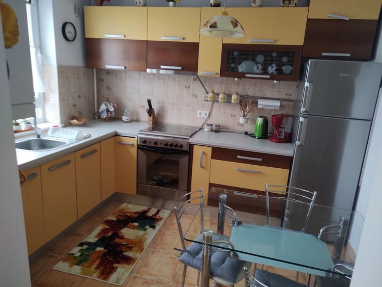 Apartament cu 2 camere decomandat în Avantgarden
