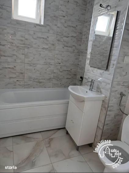 Apartament cu 3 camere decomandat în Micro 16