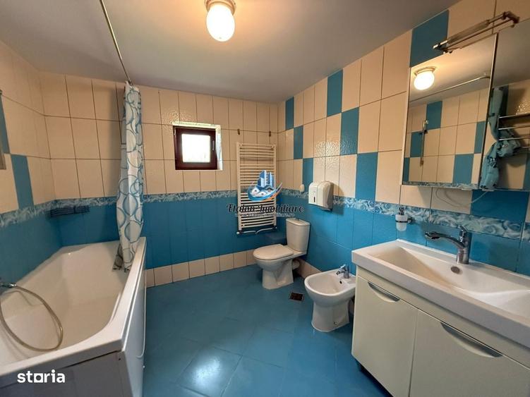 Casă cu 4 camere în Bucium