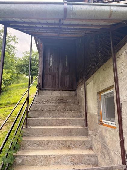 Casă cu 3 camere în Slatina