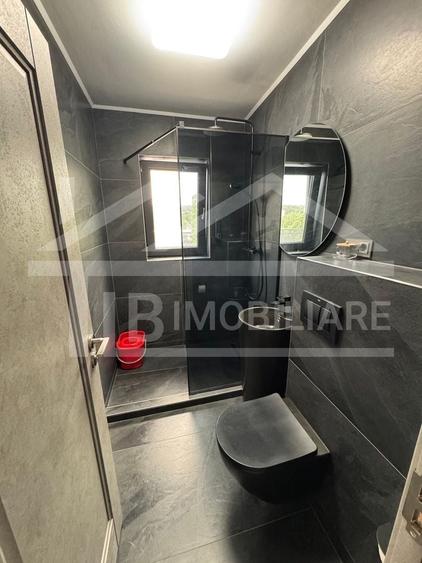 Apartament cu 3 camere semidecomandat în Gheorghe Doja