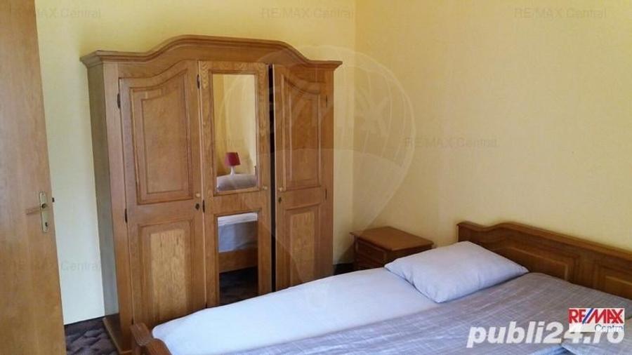 Apartament cu 3 camere decomandat în Poiana Brașov