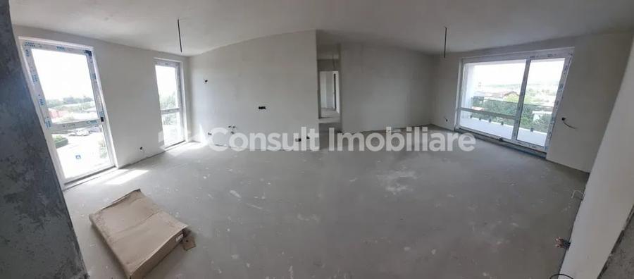 Apartament cu 4 camere semidecomandat în Mărăști