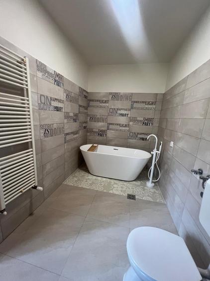 Apartament cu 3 camere decomandat în Herăstrău