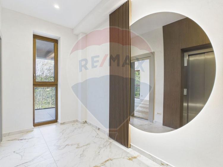 Apartament parter cu 3 camere, curte proprie in inima padurii - Sinaia - 21