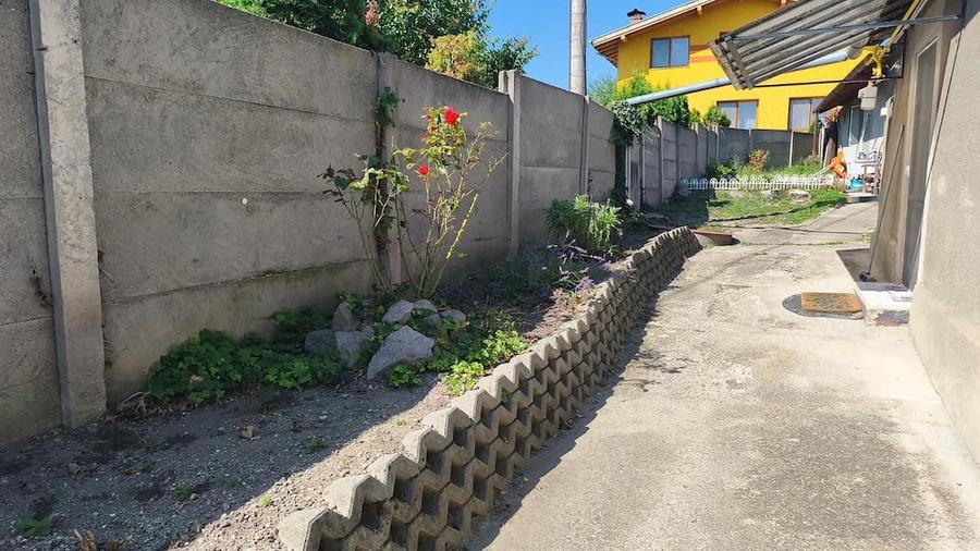 Apartament cu 3 camere semidecomandat în Ultracentral