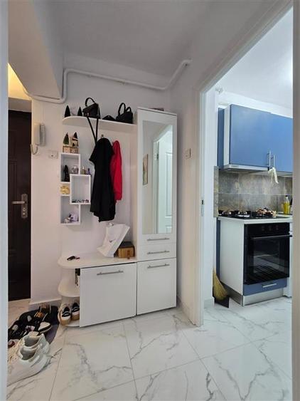 Apartament cu 2 camere decomandat în Mircea cel Bătrân