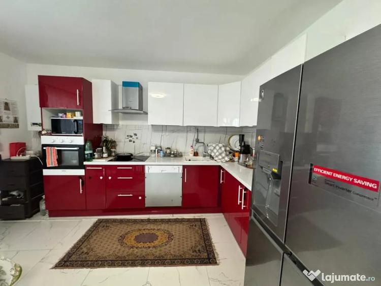 Casă cu 4 camere cu Teren 720 Mp în Satu Nou de Sus