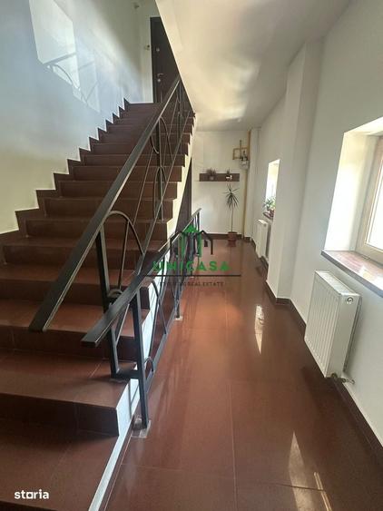Apartament cu 3 camere în Mereșești