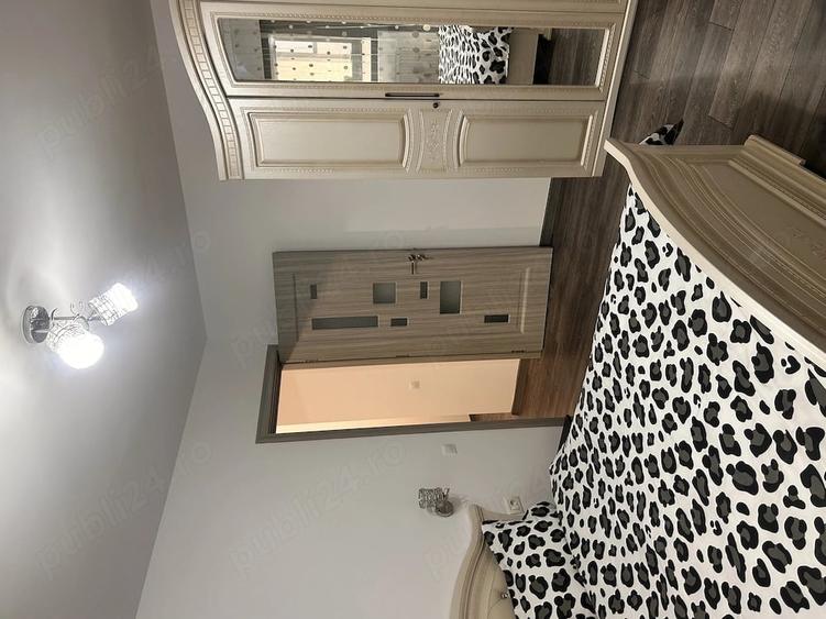 Apartament cu 3 camere decomandat în Prundu