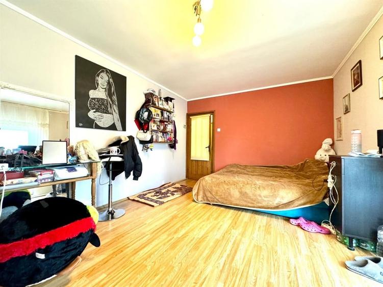 Apartament cu 2 camere decomandat în Între Lacuri