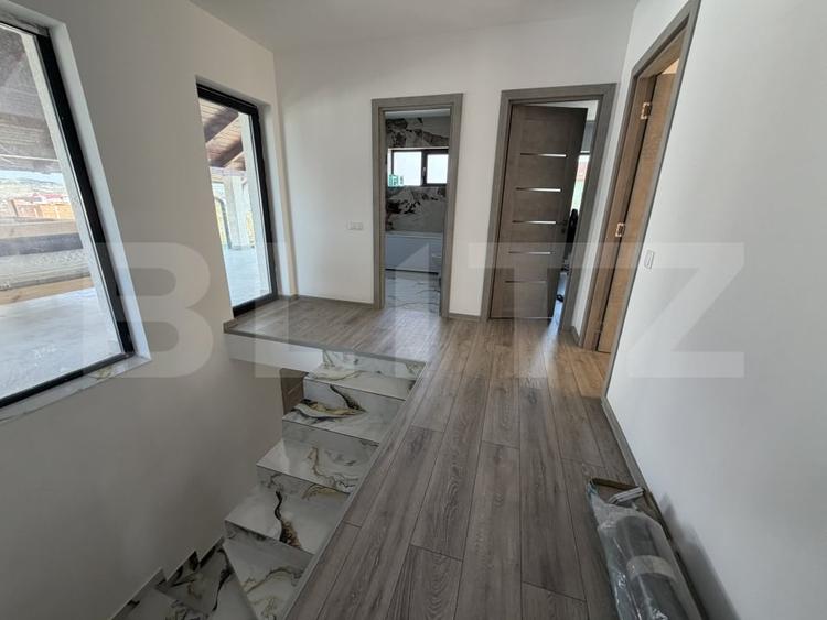 Casă individuală cu 4 camere cu Canalizare în Nord
