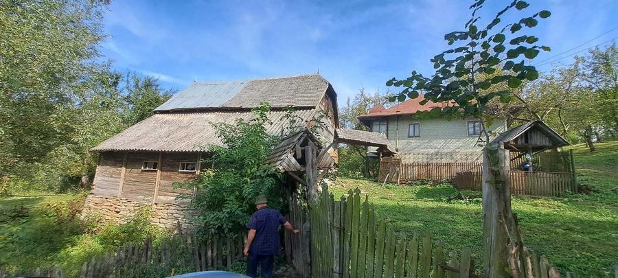 Teren si constructii situate in intravilan 7.780 mp, comuna Bertea, sat Lutu Rosu, Prahova - 1