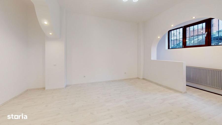 Apartament cu 2 camere decomandat în Păcii