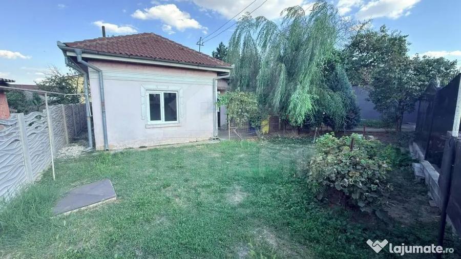 Casă cu 3 camere cu Teren 625 Mp în Bariera Vâlcii
