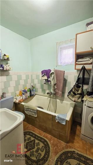 Casă cu 2 camere cu Teren 800 Mp în Păsăreni