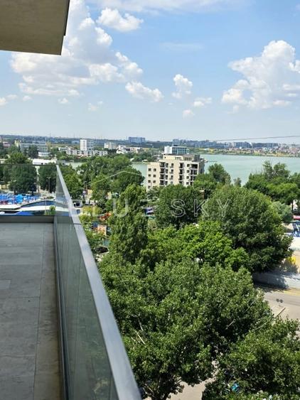 Apartament cu 3 camere decomandat în Faleza Nord
