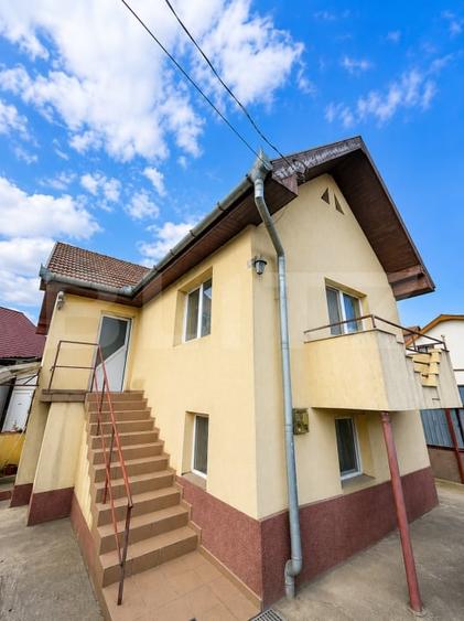 Casă individuală cu 4 camere cu Canalizare în Someșeni