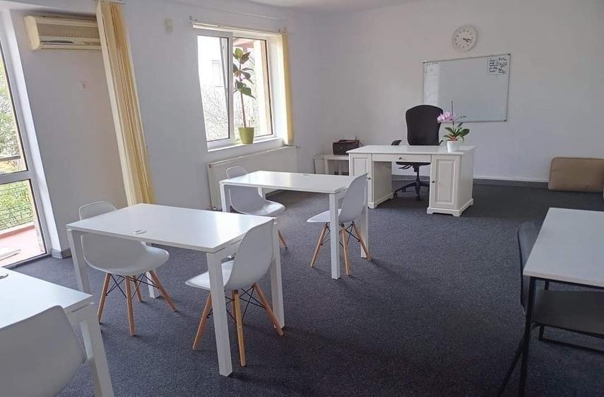Casă cu 4 camere cu Teren 250 Mp în Unirii