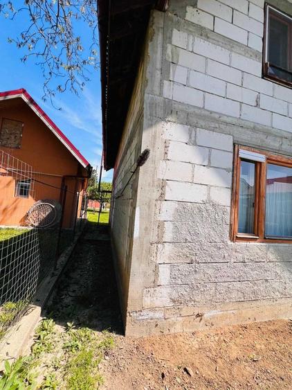Casă cu 2 camere în Central