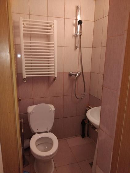 Garsonieră decomandată în Podu Roș
