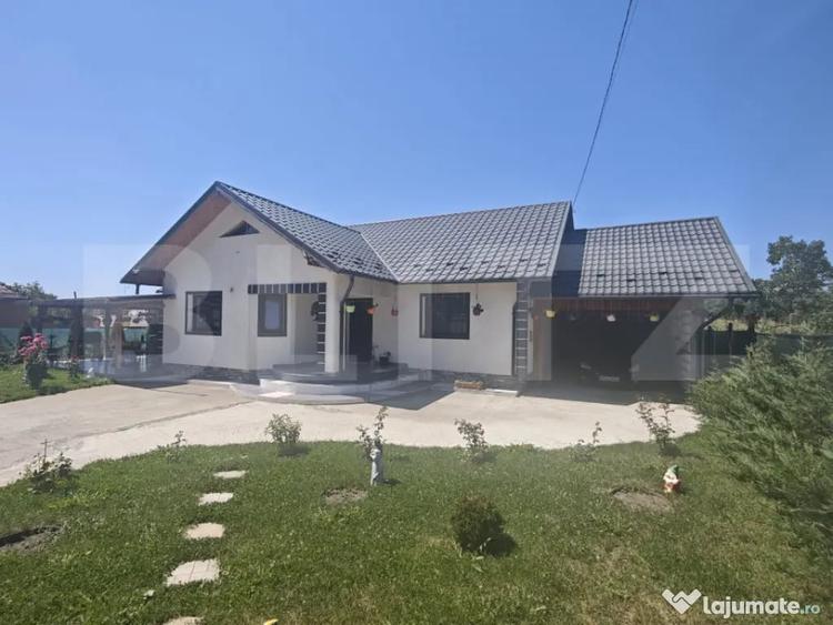 Casă cu 3 camere cu Teren 1356 Mp în Central