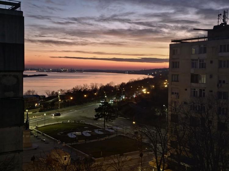 Apartament cu 2 camere decomandat în Sârbi