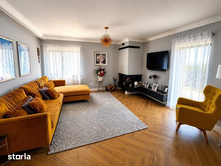 Casă cu Teren 320 Mp în Podu Roș