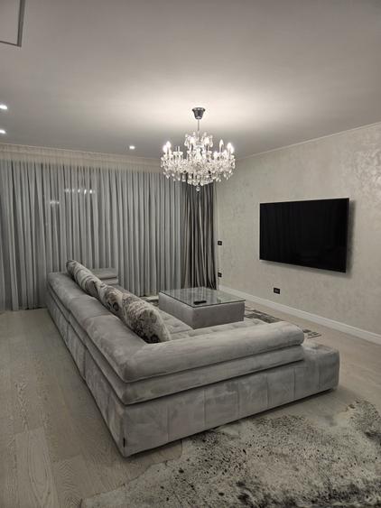 Apartament cu 2 camere decomandat în Herăstrău