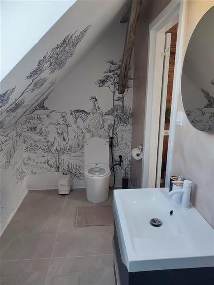 Apartament cu 2 camere semidecomandat, mobilat în Centrul Istoric