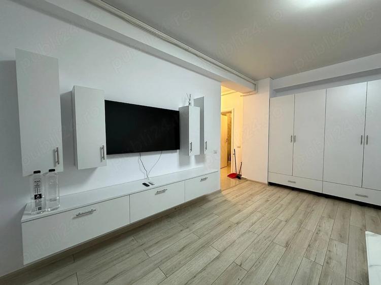 Apartament cu 2 camere decomandat în Roșu