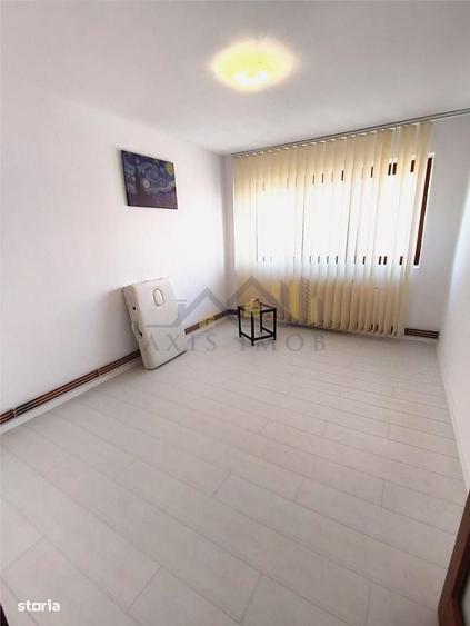 Apartament cu 2 camere semidecomandat în Unirii Sud