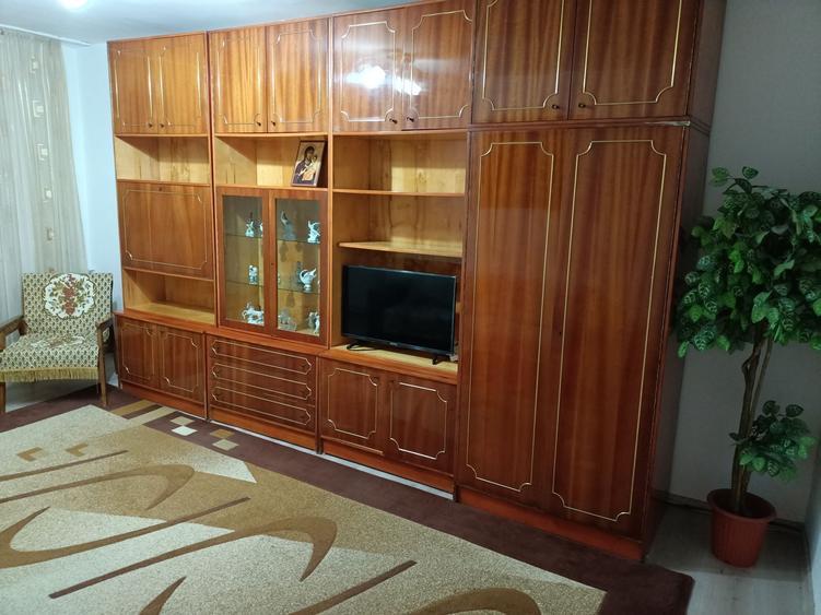 Ofer spre inchiriere apartament cu 2 camere decomandate - 4