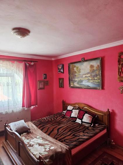 Casă cu 2 camere cu Teren 800 Mp în Central