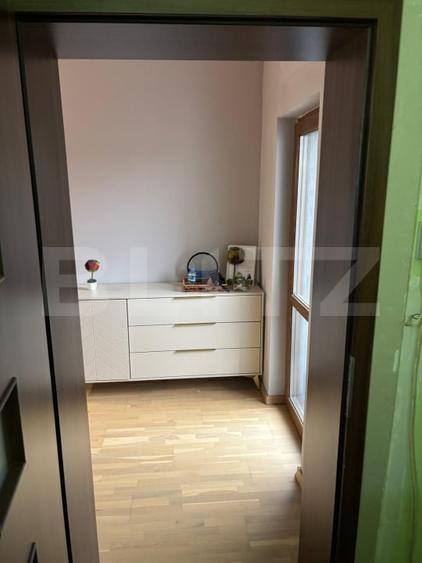 Apartament cu 3 camere decomandat, mobilat în Lunei