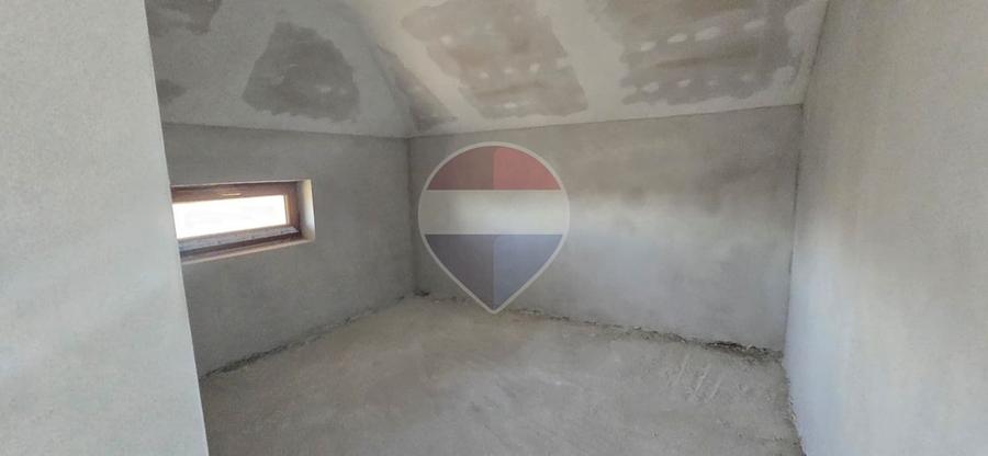 Casă individuală cu 4 camere cu Teren 301 Mp în Zimandu Nou